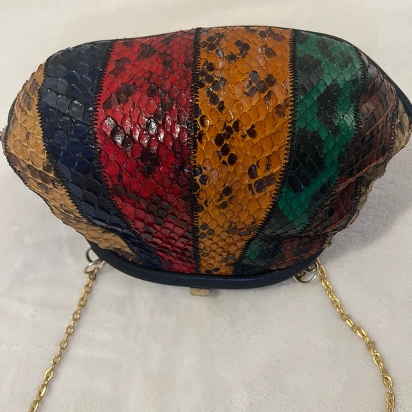 💚italmoda FIRENZE -CARACAS Multicolor Python-Texture Chain Shoulder Bag🩷 - Picture 5 of 16